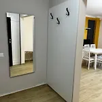 Golem Best Apartment * 골렘