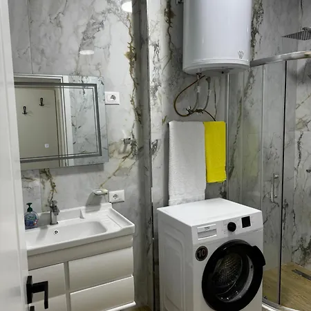 Golem Best Apartment גולם
