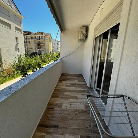 Golem * Golem (Tirana)