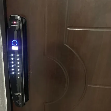 דירה Golem Best Apartment גולם