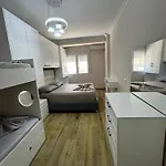 Golem Best Apartment * 格勒姆