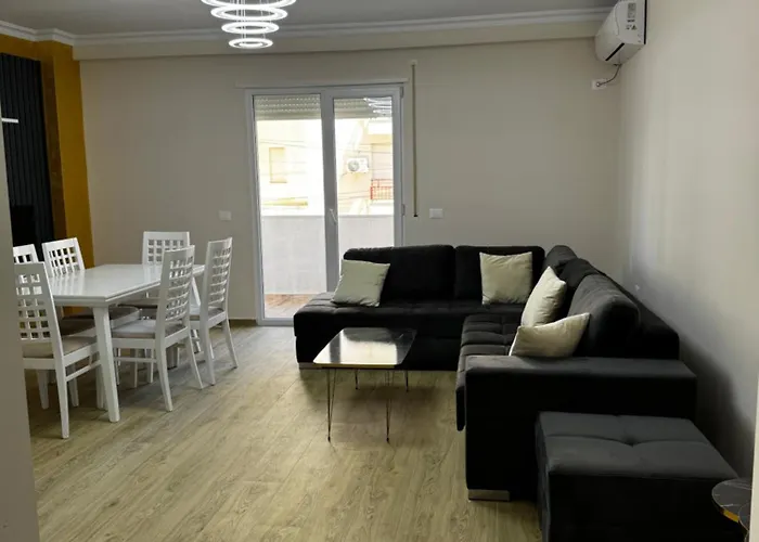 公寓 Golem Best Apartment 格勒姆