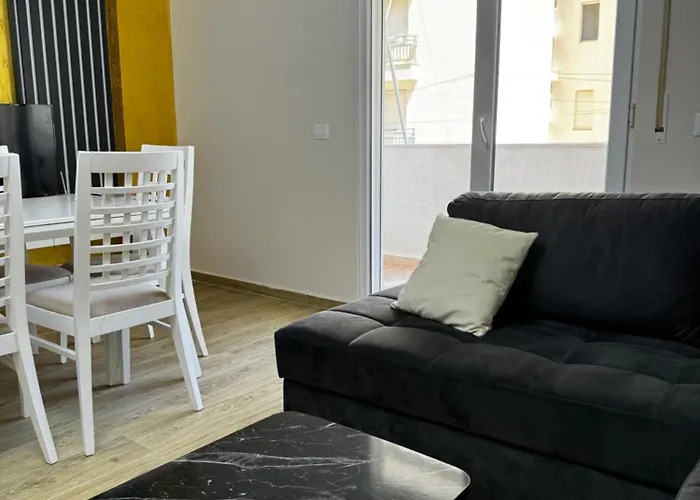 公寓 Golem Best Apartment